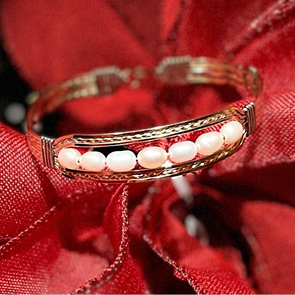 Handcrafted Renaldo Bracelet - special design for The Pine Cone in Jackson, MS - Picture 2 of 6